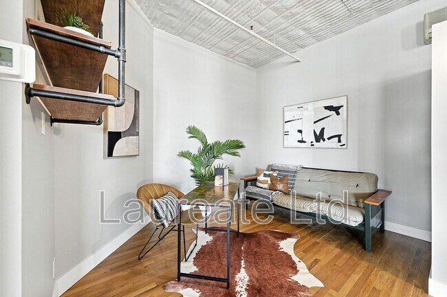 Foto del edificio - 2261 Blake St