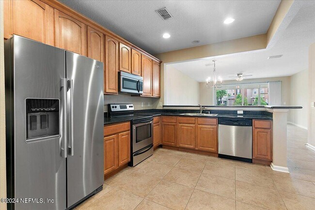 Foto del edificio - 4217 Crownwood Dr