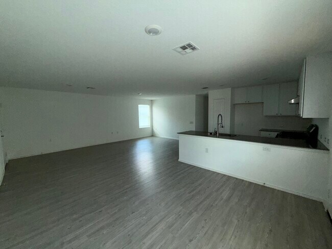 Foto del edificio - 4442 Grassland Pass