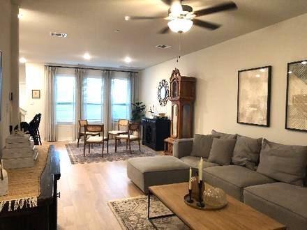 Foto del edificio - 2500 FOREST CREEK Dr