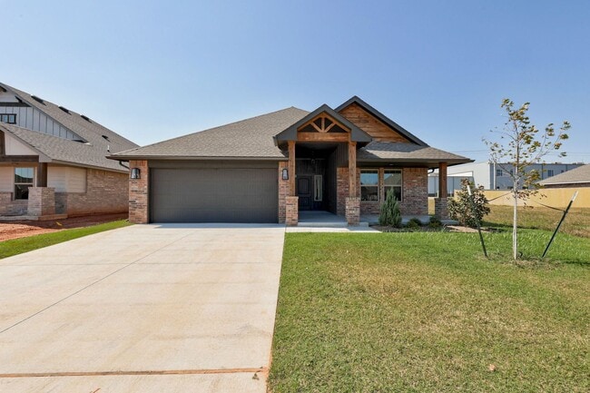 Building Photo - Brand New Home In Mustang!