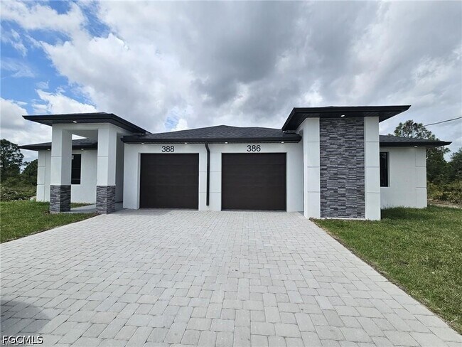 Foto del edificio - 388 Bell Blvd