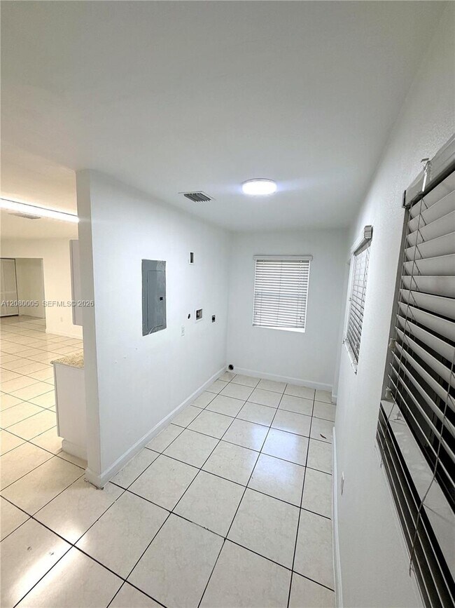 Foto del edificio - 1436 SW 5th St