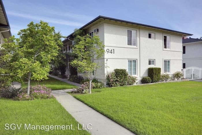 Primary Photo - 941-945 Huntington Dr