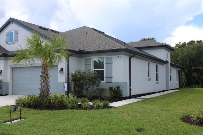 Building Photo - 6066 Amberly Dr