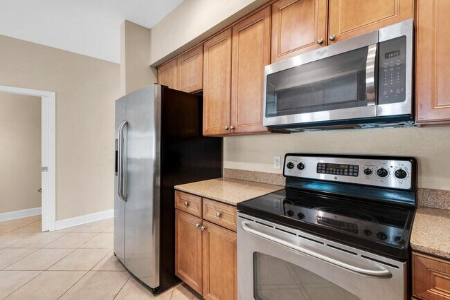 Foto del edificio - "Spacious 2-Bed Townhouse in Prime Fort Walton Beach Location"