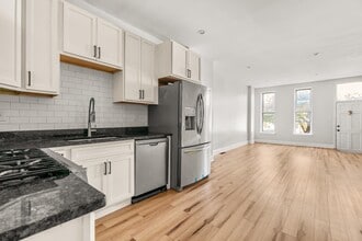 Building Photo - 419 N Collington Ave