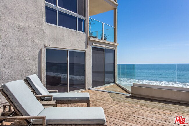 Foto del edificio - 22548 Pacific Coast Hwy