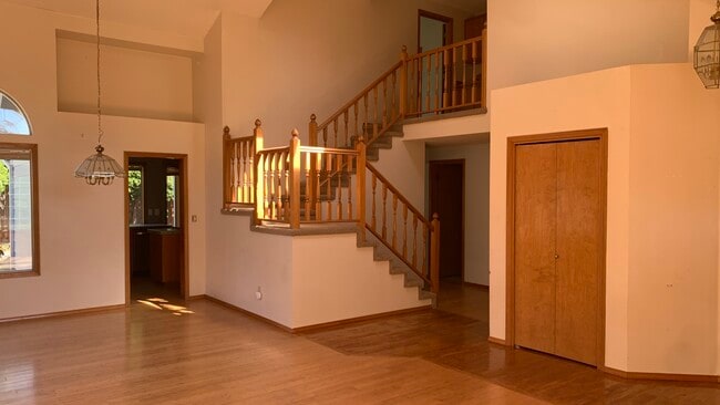 Building Photo - 4122 NW 178th Pl