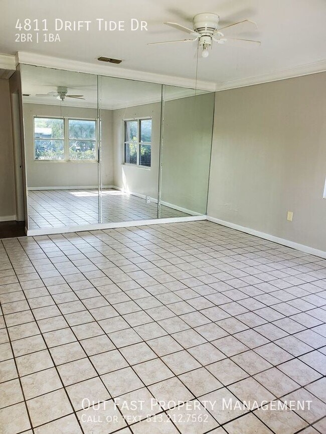 Foto del edificio - Homey 2-Bedroom Retreat in Grove Park, New...