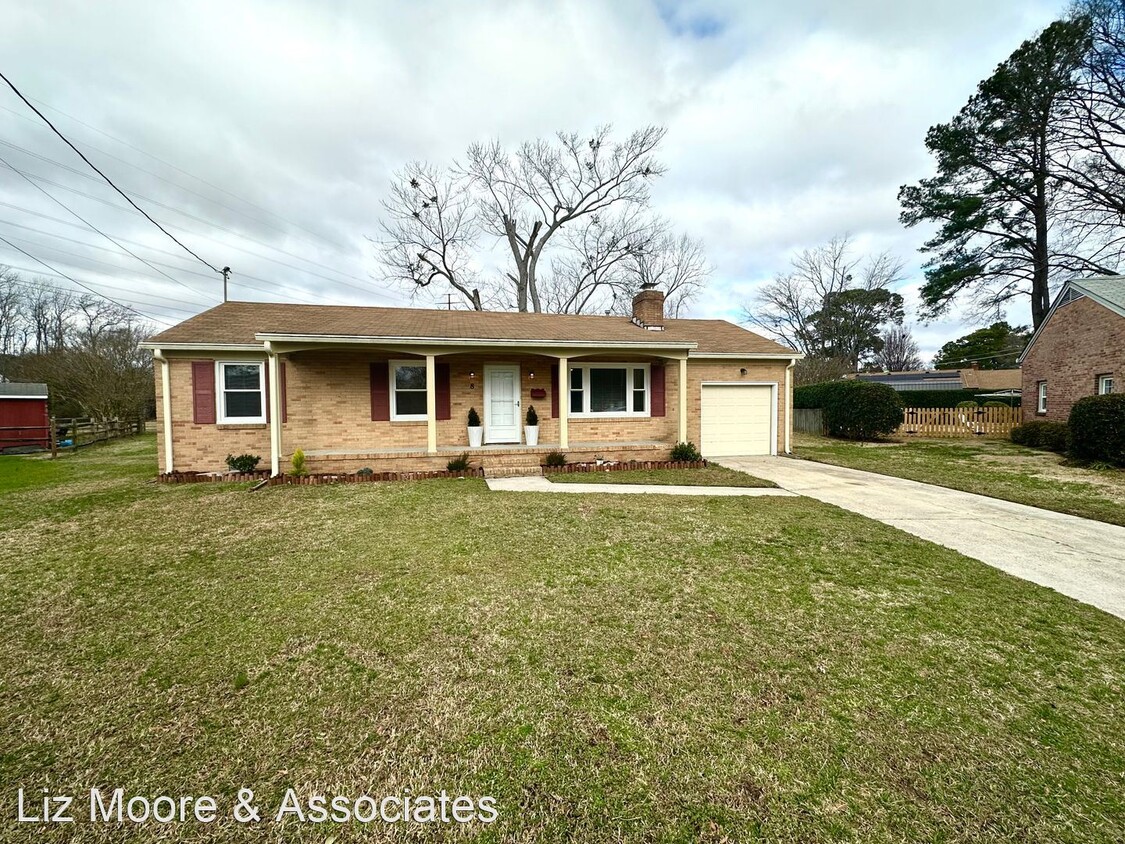 Primary Photo - 3 br, 1 bath House - 8 Vera Circle