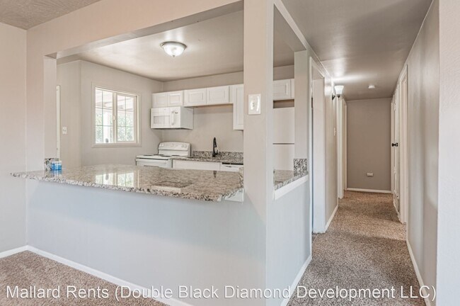 Building Photo - 3 br, 1.5 bath House - 967 Victor Street