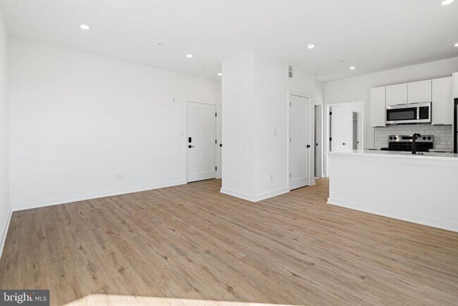 Foto del edificio - 701-7 Cecil B. Moore Ave