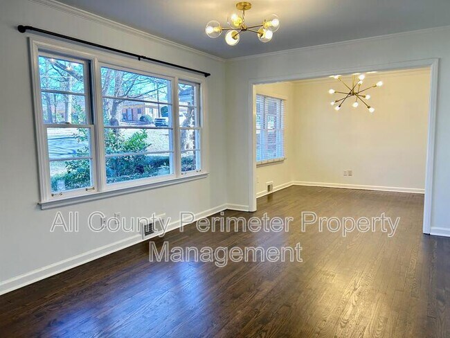 Foto del edificio - 1471 Thomas Rd