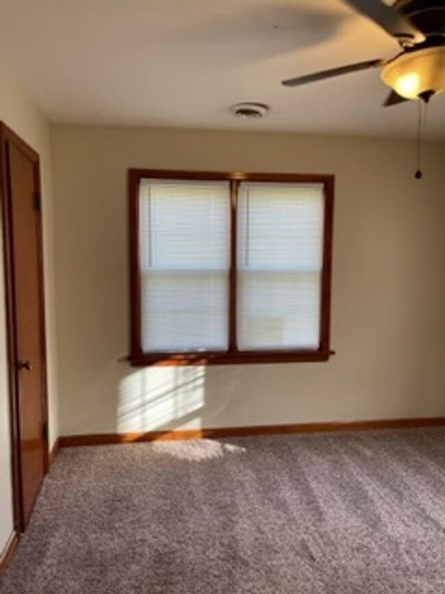 Foto del edificio - Great Springfield Location! 2 Bed / 1 Bath