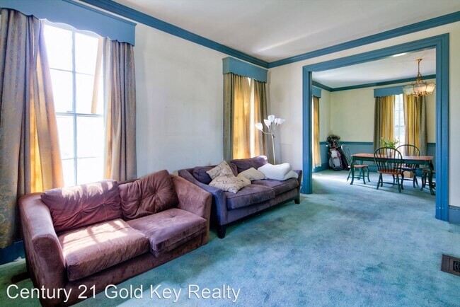 Foto del edificio - 3 br, 1.5 bath House - 133 West Main Street