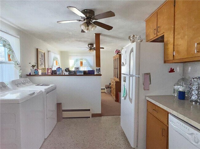 Foto del edificio - 157 Jillson Ave