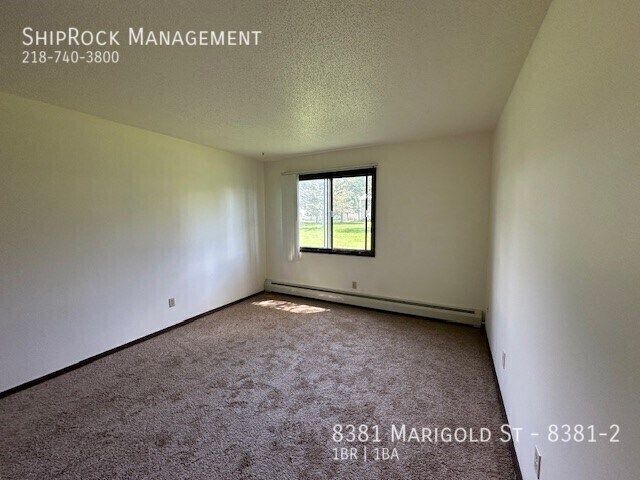 Foto del edificio - 8381 Marigold St