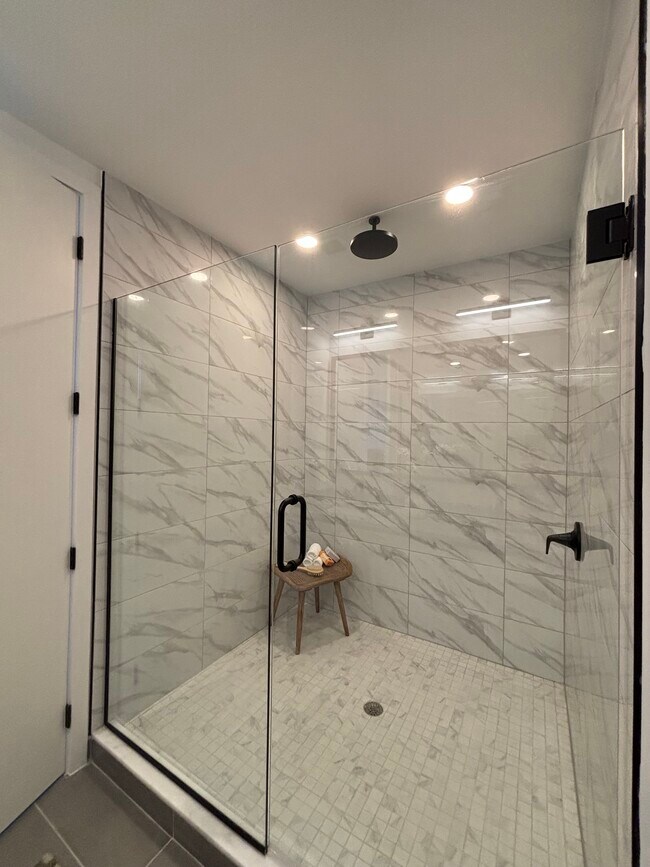 Foto del edificio - 2331 NE 171st St