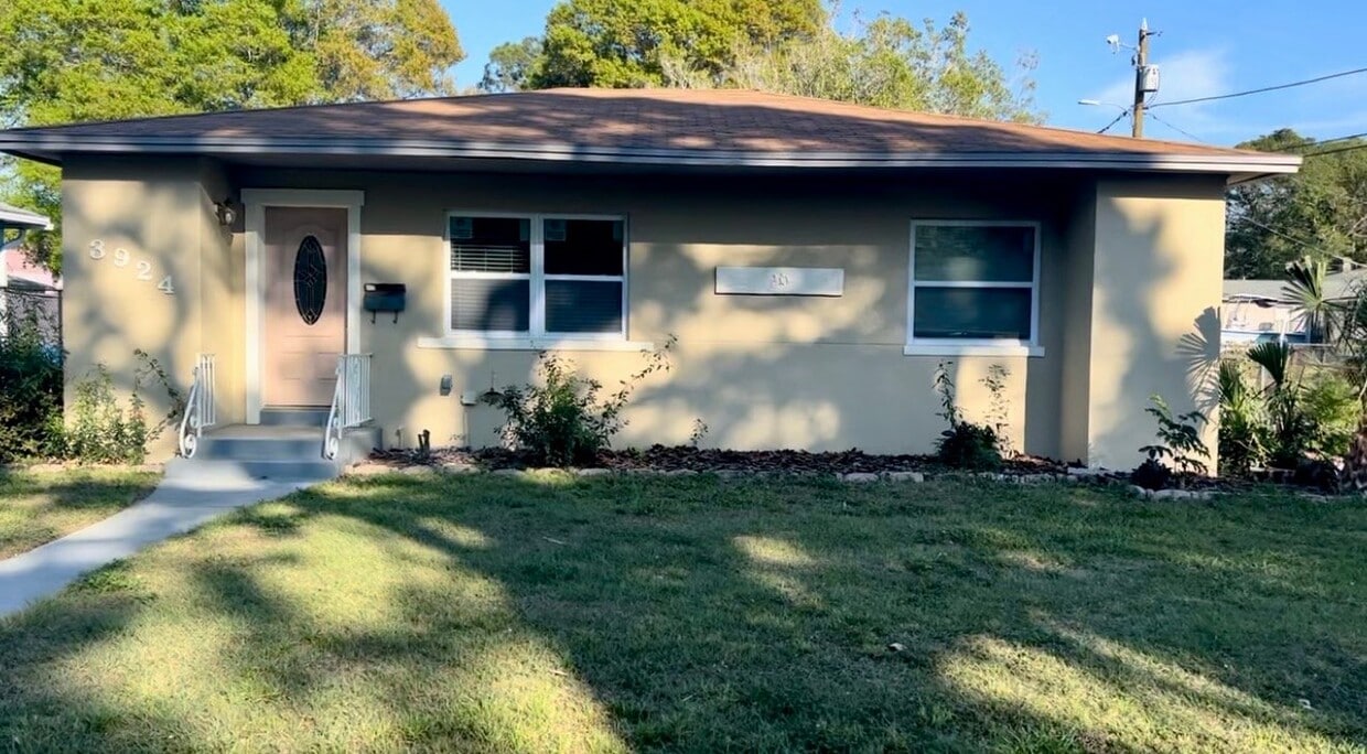 Photo - 3924 Highland St S (St. Petersburg, FL)