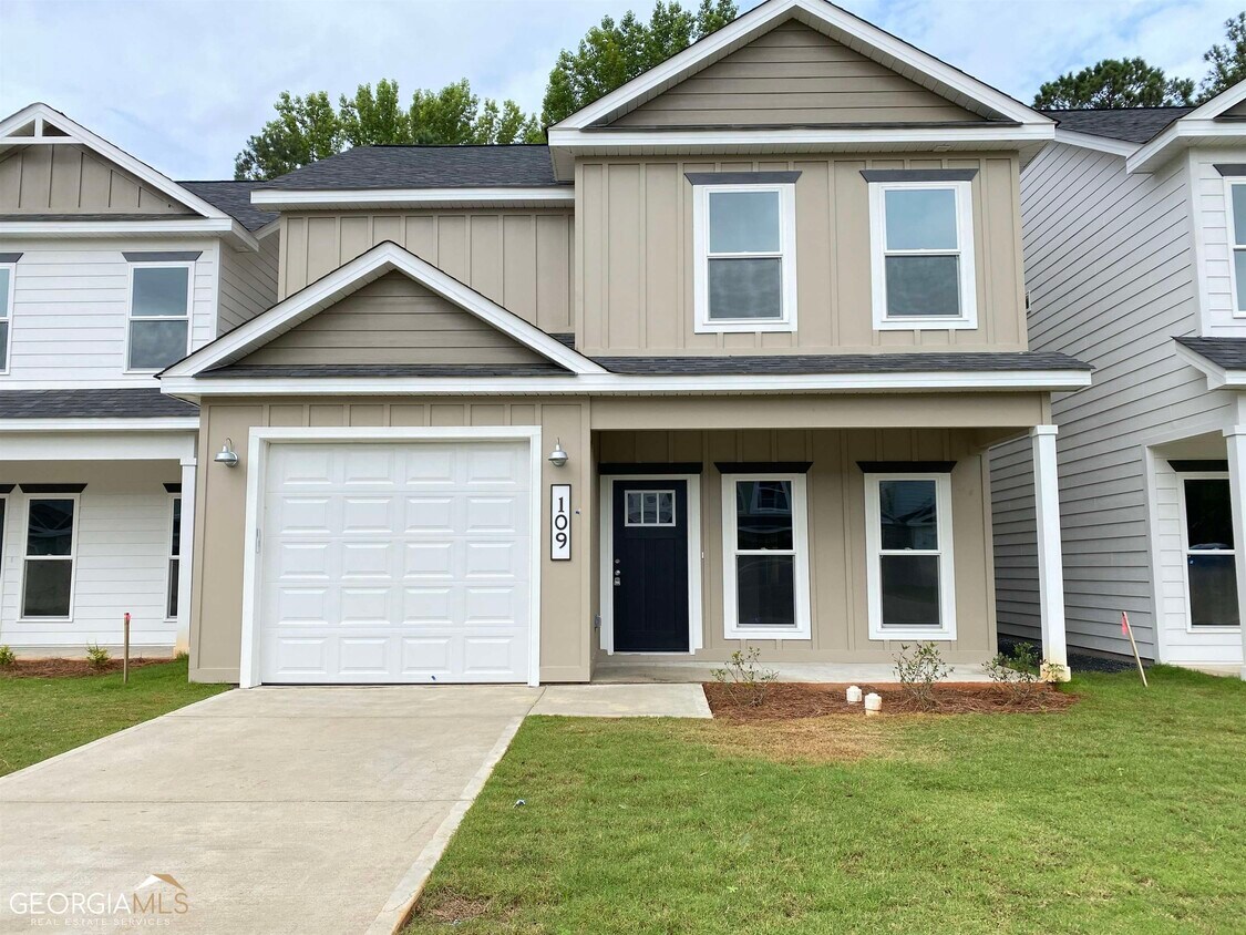 Primary Photo - 109 Leisure Pointe