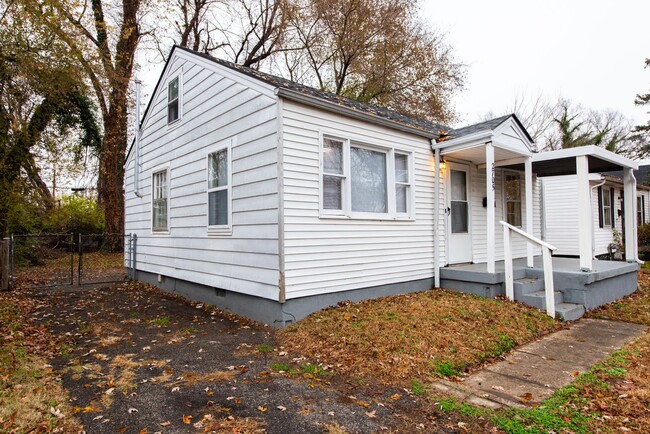 Foto del edificio - 2705 Algonquin Parkway (Parkland/West Loui...