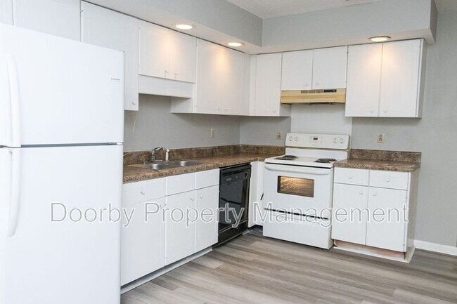 Foto del edificio - 183 Colony Cir