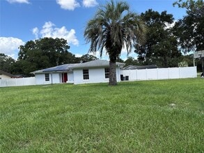 Building Photo - 10024 SW 73rd Terrace