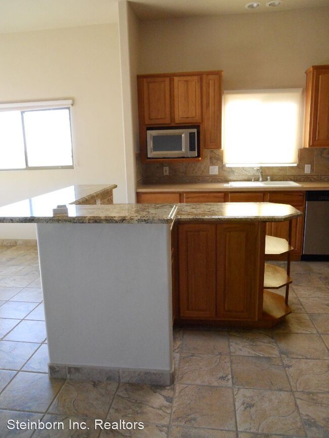 Foto del edificio - 2 br, 2.5 bath House - 1345 Fairway Villag...