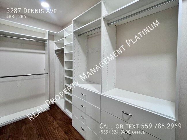 Foto del edificio - 3287 Dennis Ave