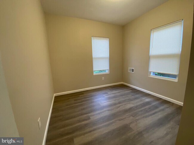 Foto del edificio - 1833 S 6th St