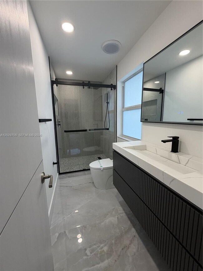 Foto del edificio - 4499 NW 93rd Doral Ct