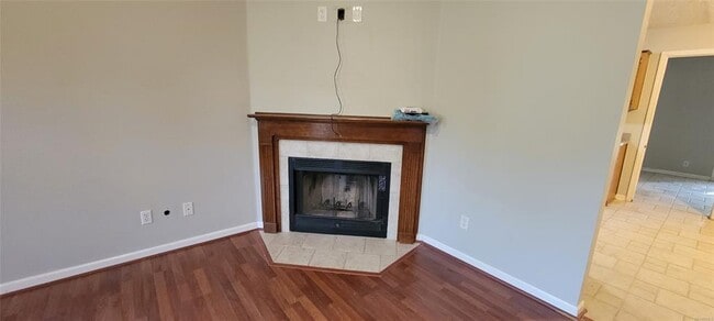 Building Photo - 135 Daffodil Dr