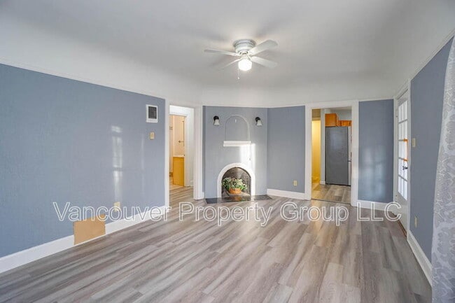 Building Photo - 1714 E 33rd St