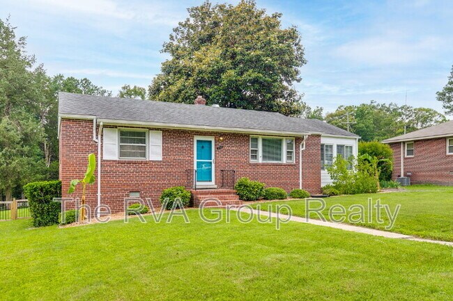 Foto del edificio - 6325 Glyndon Ln