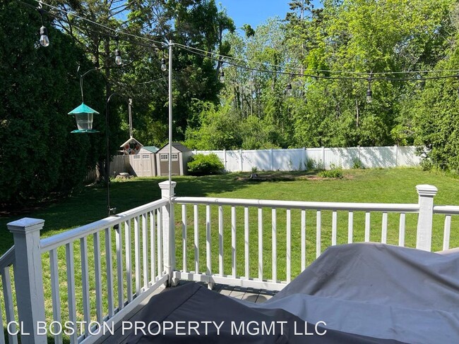 Foto del edificio - 4 br, 3.5 bath House - 775 Lincoln St