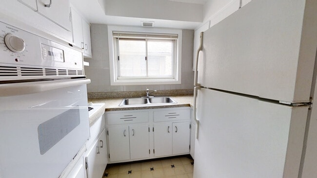 Foto del edificio - 828 Seward St