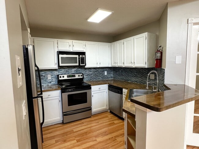 Building Photo - Hidden Village - 951 BBC 203