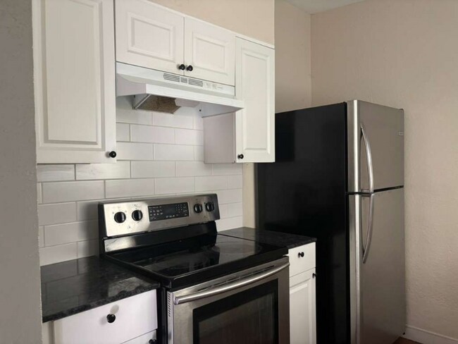 Foto del edificio - 4314 Silver Star Rd