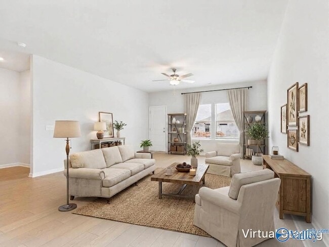 Building Photo - 136 Whitner Dr