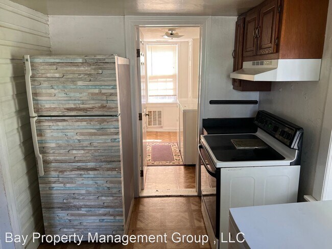 Building Photo - 1 br, 1 bath House - 44 S Main St