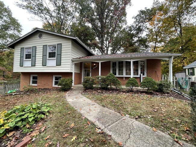 Building Photo - 2652 Falmouth Ct