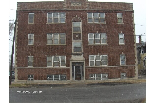 Primary Photo - 630 E 8th St