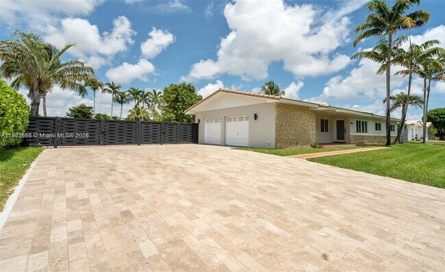 Foto del edificio - 10841 SW 127th St