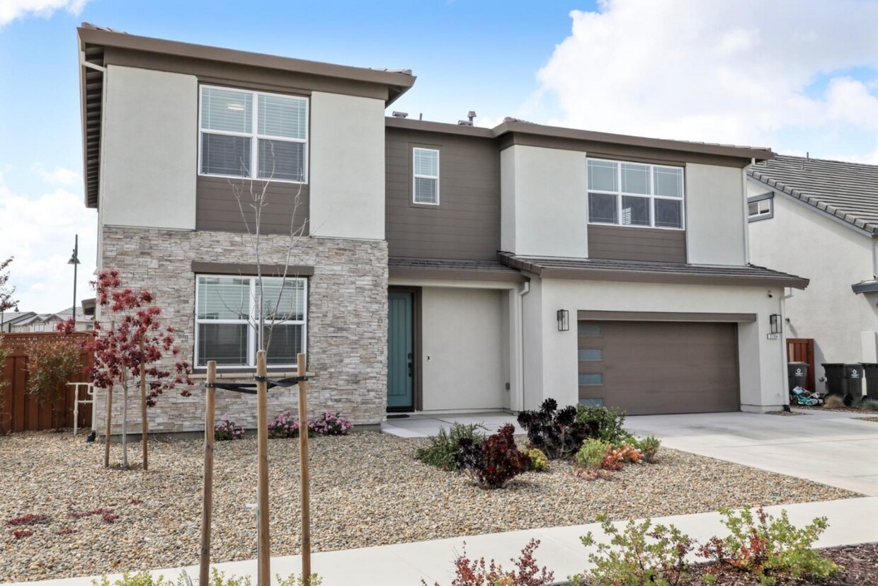 Foto principal - 3168 Needham Ave