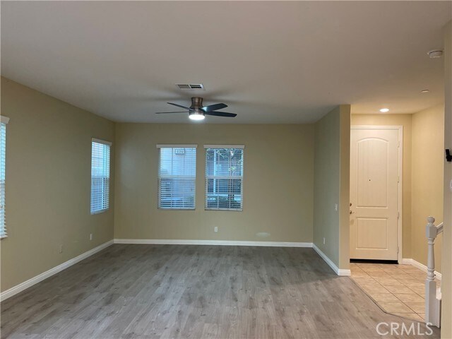 Foto del edificio - 8592 Founders Grove St