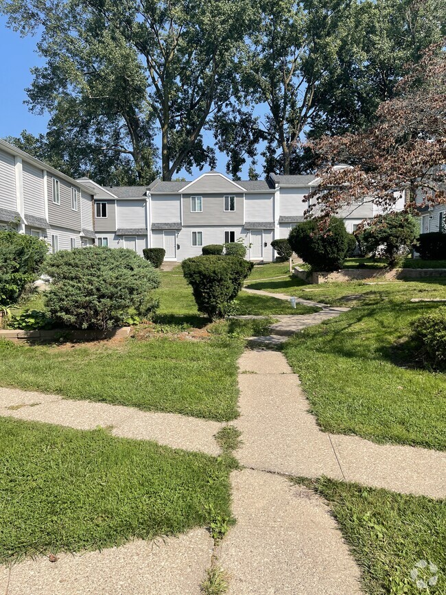 North Shore Townhomes