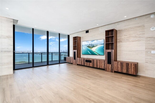 Foto del edificio - 788 NE 23rd St
