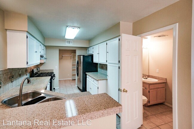 Foto del edificio - 2 br, 2.5 bath House - 2830 Dawn Crossing Dr.