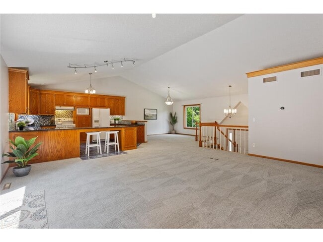 Building Photo - 18525 County Rd 24